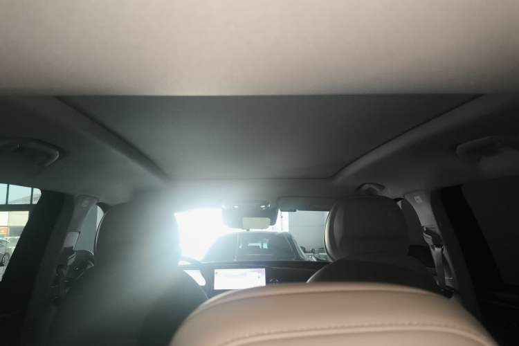 Used EXEED Stellar 2023 400T Two-Wheel Drive Luxury Edition Headliner