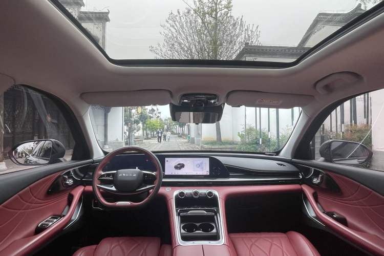 Used EXEED Stellar 2023 400T Four-Wheel Drive Deluxe Edition Headliner