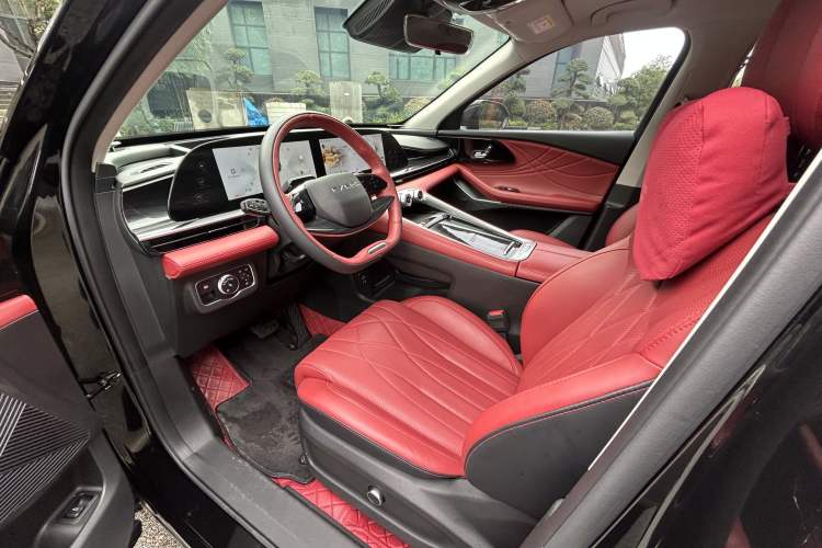 Used EXEED Stellar 2023 400T Four-Wheel Drive Premium Flying Fish Edition Interior 2