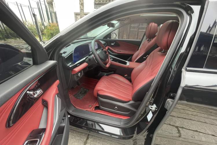 Used EXEED Stellar 2023 400T Four-Wheel Drive Deluxe Edition Interior 2