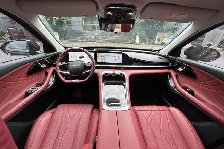 Used EXEED Stellar 2023 400T Four-Wheel Drive Premium Flying Fish Edition Interior 4