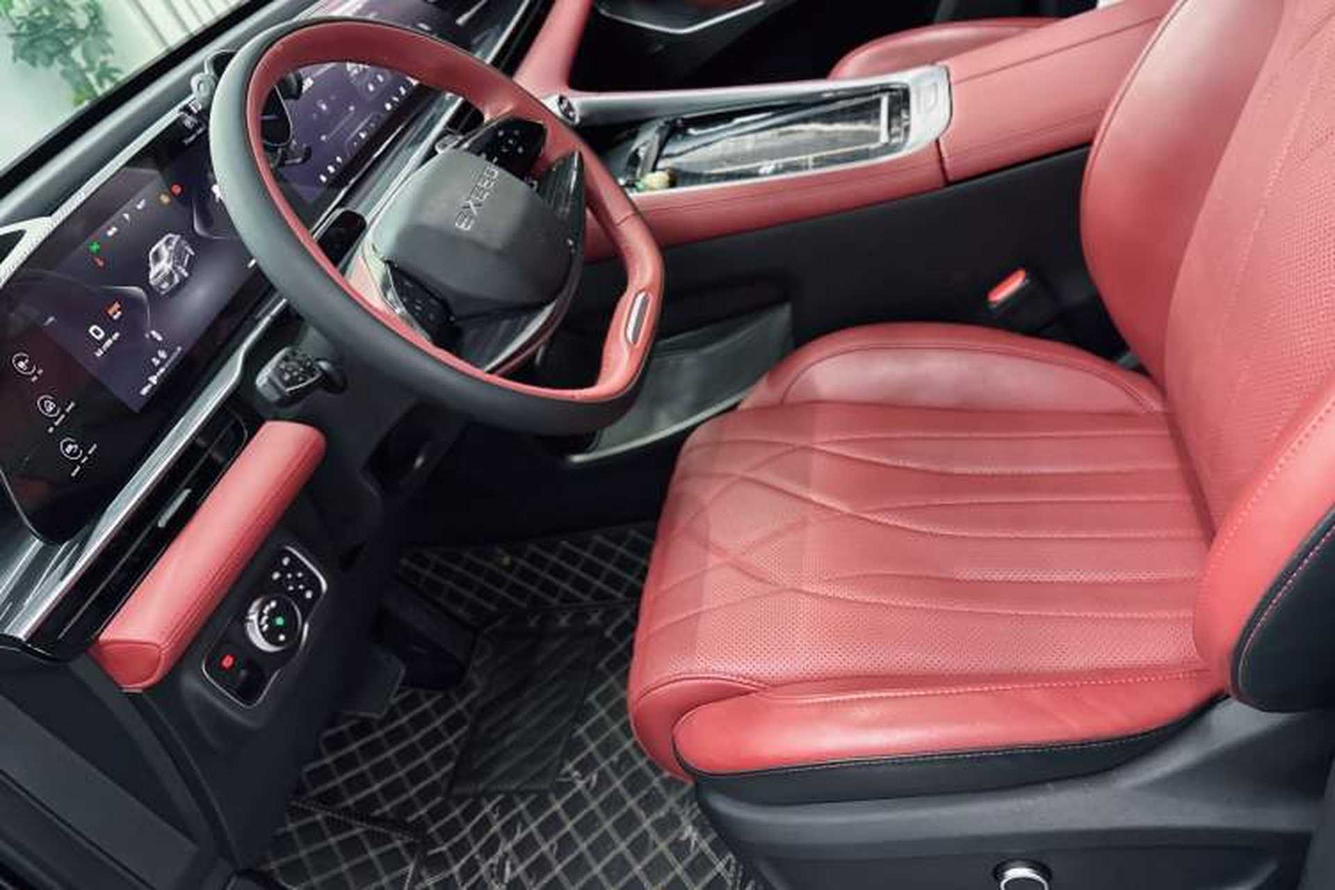 Used EXEED Stellar 2023 400T Two-Wheel Drive Comfort Flyfish Edition Interior 6