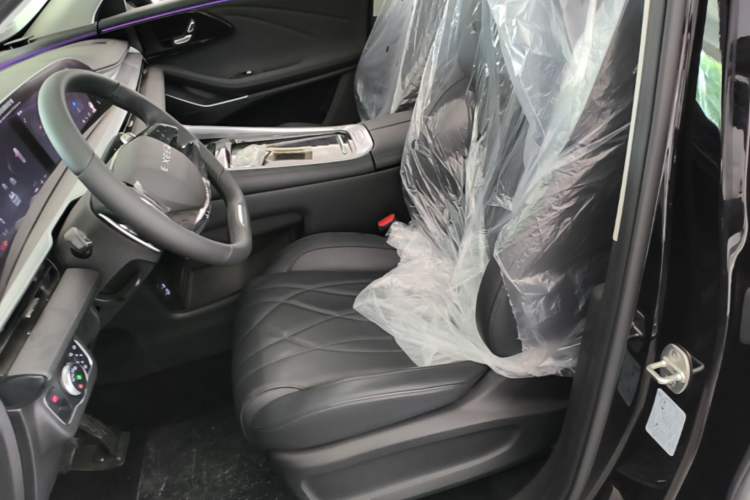 Used EXEED Stellar 2023 400T Two-Wheel Drive Comfort Edition Left Front Seat