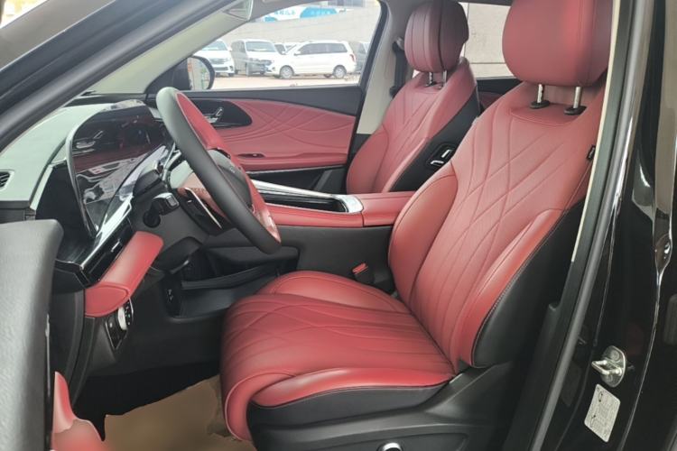 Used EXEED Stellar 2023 400T Four-Wheel Drive Enjoying the Flying Fish Edition Left Front Seat
