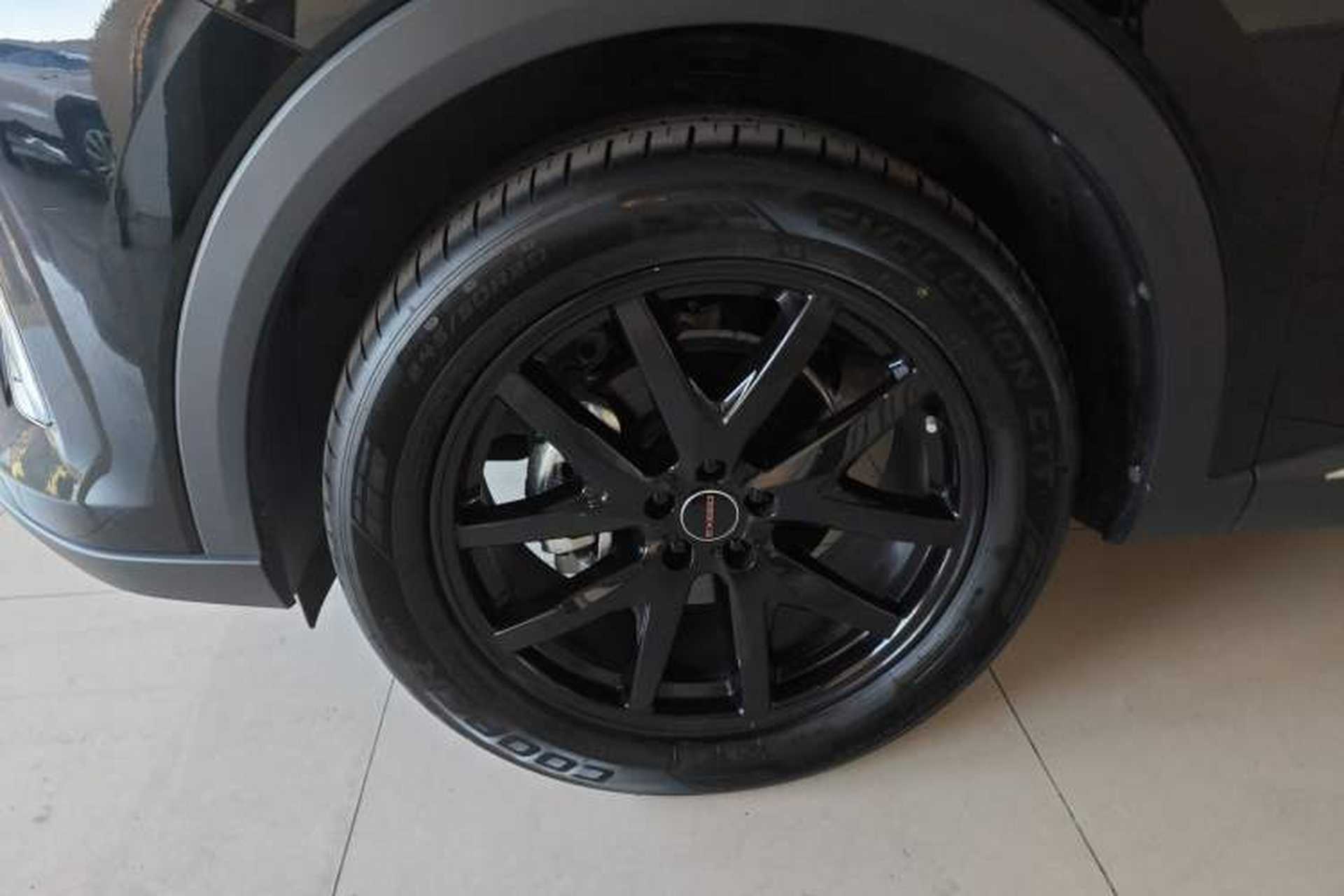 Used EXEED Stellar 2023 400T Two-Wheel Drive Comfort Edition Left Front Wheel Hub