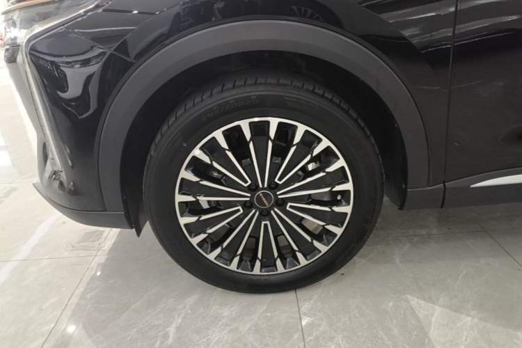 Used EXEED Stellar 2023 400T Four-Wheel Drive Premium Flying Fish Edition Left Front Wheel Hub