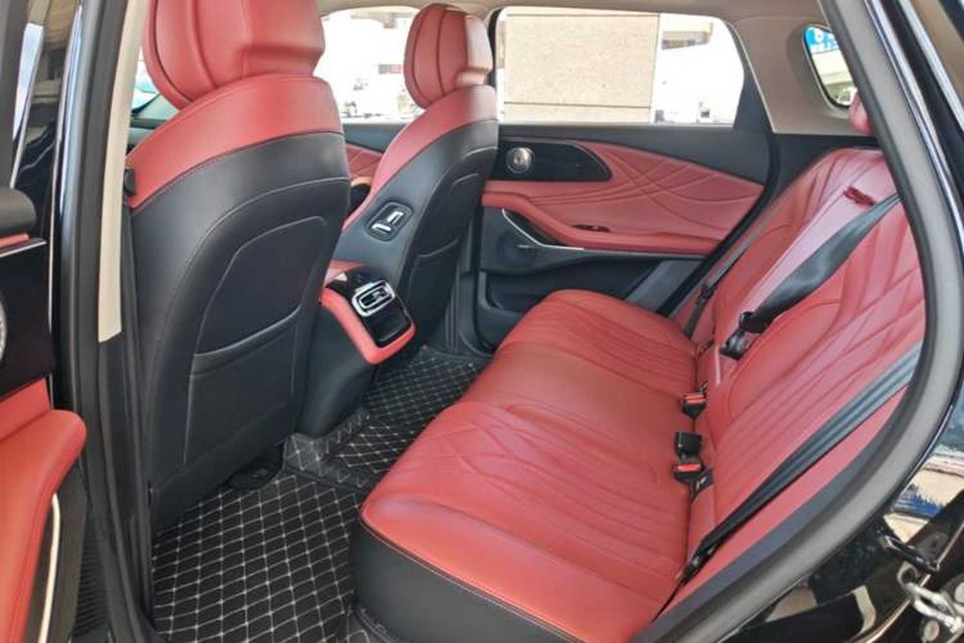 Used EXEED Stellar 2023 400T Four-Wheel Drive Deluxe Edition Left Rear Seat