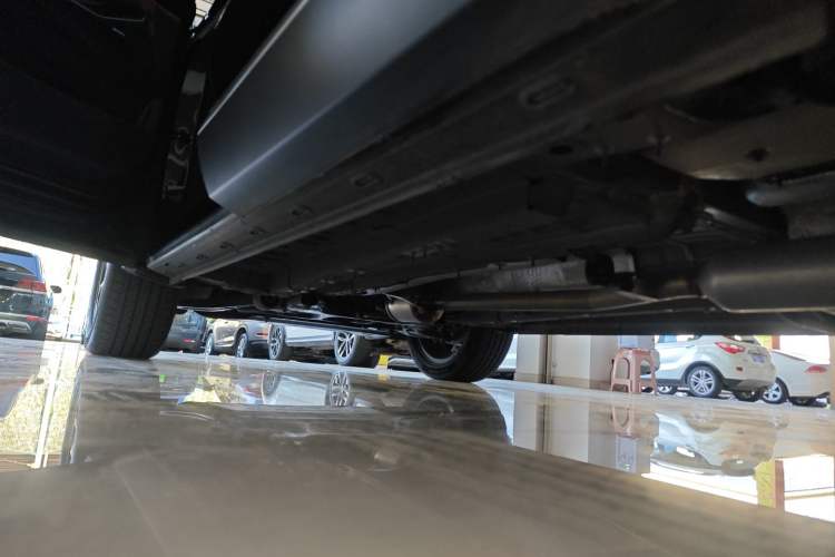 Used EXEED Stellar 2023 400T Two-Wheel Drive Comfort Edition Left Side Sill