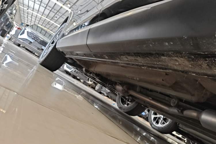 Used EXEED Stellar 2023 400T Four-Wheel Drive Deluxe Edition Left Side Sill
