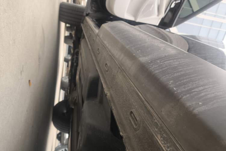 Used EXEED Stellar 2023 400T Four-Wheel Drive Luxury Edition Left Side Sill