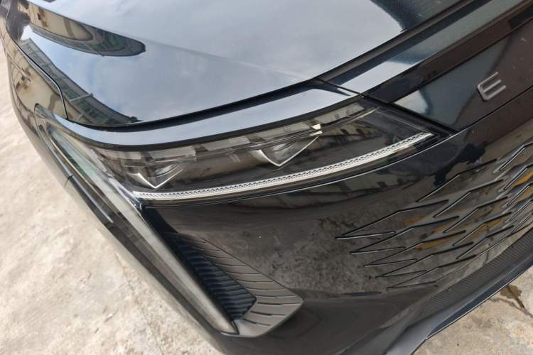 Used EXEED Stellar 2023 400T Four-Wheel Drive Deluxe Edition Right Front Headlight