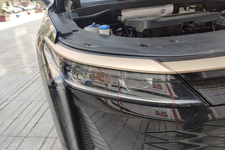 Used EXEED Stellar 2023 400T Four-Wheel Drive Deluxe Edition Right Front Headlight