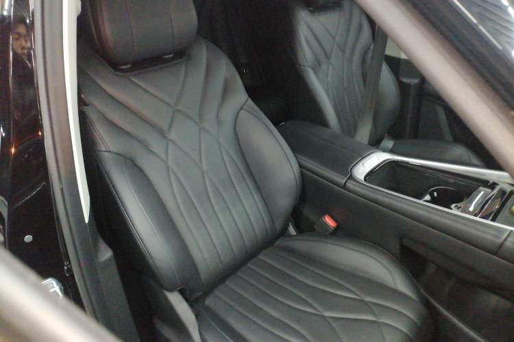 Used EXEED Stellar 2023 400T Two-Wheel Drive Comfort Edition Right Front Seat