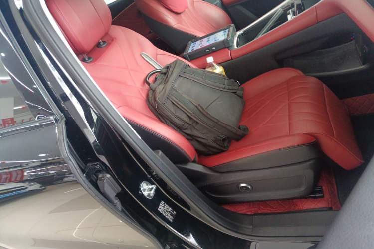 Used EXEED Stellar 2023 400T Four-Wheel Drive Premium Flying Fish Edition Right Front Seat