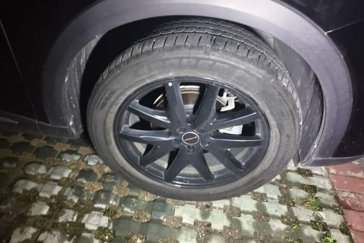 Used EXEED Stellar 2023 400T Two-Wheel Drive Comfort Edition Right Front Wheel Hub