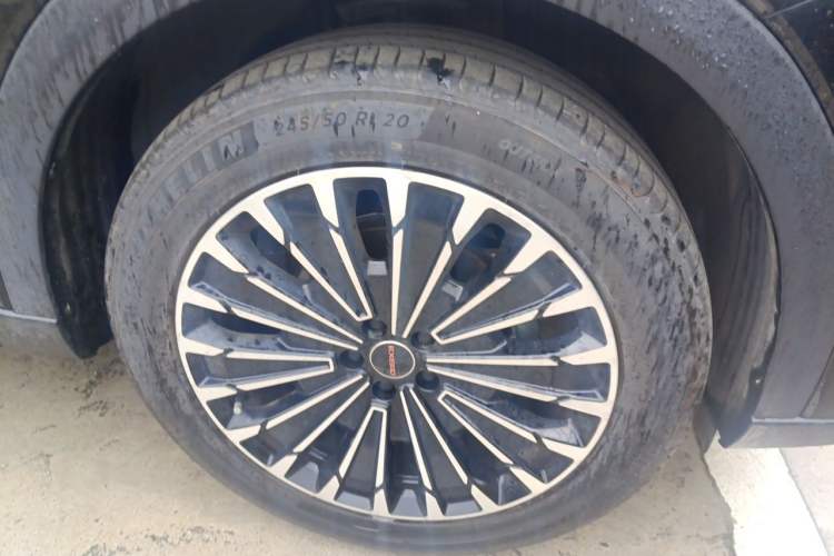 Used EXEED Stellar 2023 400T Four-Wheel Drive Enjoying the Flying Fish Edition Right Front Wheel Hub