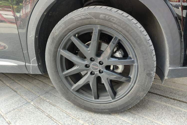 Used EXEED Stellar 2023 400T Four-Wheel Drive Deluxe Edition Right Front Wheel Hub