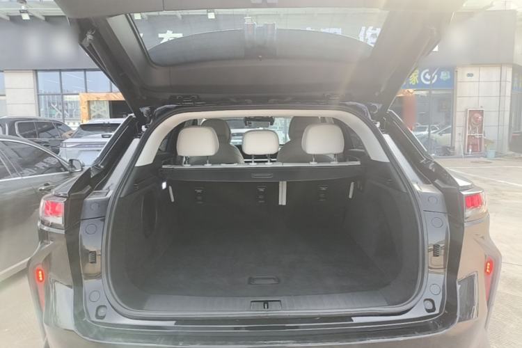 Used EXEED Stellar 2023 400T Two-Wheel Drive Luxury Edition Trunk