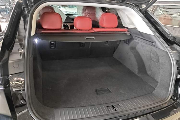 Used EXEED Stellar 2023 400T Four-Wheel Drive Deluxe Edition Trunk
