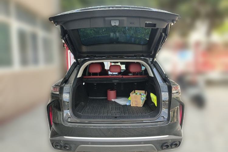 Used EXEED Stellar 2023 400T Four-Wheel Drive Deluxe Edition Trunk