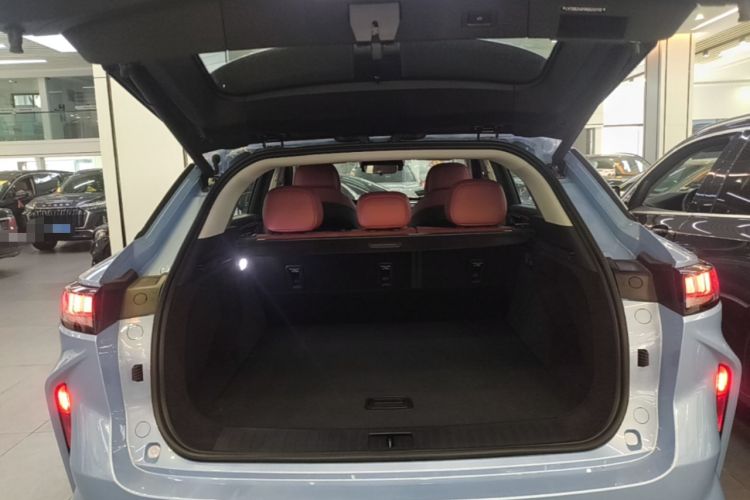 Used EXEED Stellar 2023 400T Two-Wheel Drive Comfort Edition Trunk