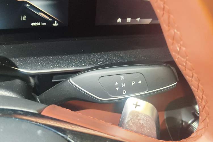 Used EXEED Stellar 2023 400T Four-Wheel Drive Deluxe Edition Gear Lever