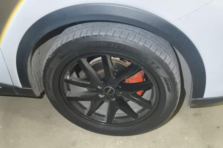 Used EXEED Stellar 2023 400T Four-Wheel Drive Deluxe Edition Right Front Wheel Hub