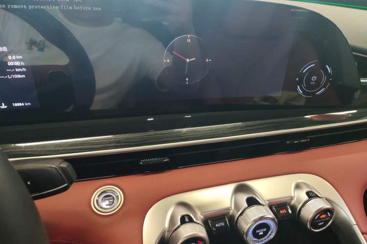 Used EXEED Stellar 2023 400T Four-Wheel Drive Premium Flying Fish Edition Audio And AC Panel