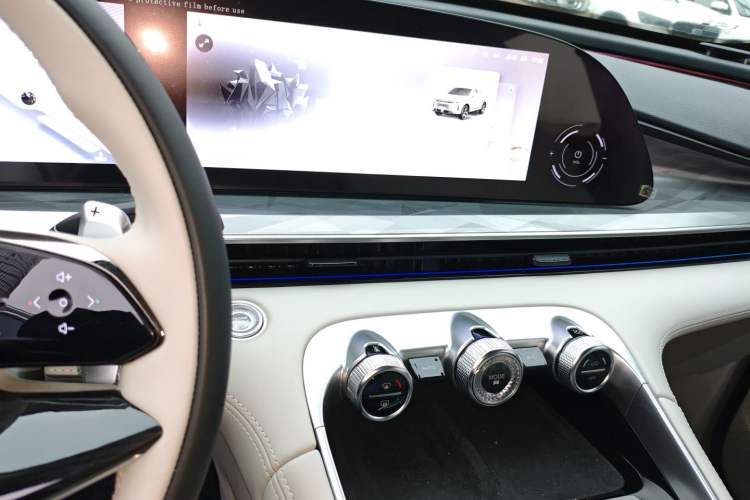 Used EXEED Stellar 2023 400T Four-Wheel Drive Luxury Edition Audio And AC Panel