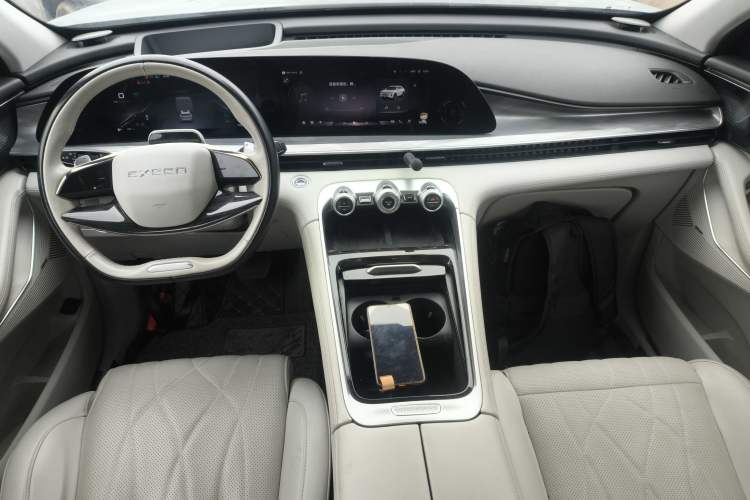 Used EXEED Stellar 2023 400T Four-Wheel Drive Luxury Edition Center Console