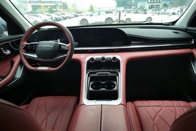 Used EXEED Stellar 2023 400T Four-Wheel Drive Deluxe Edition Center Console