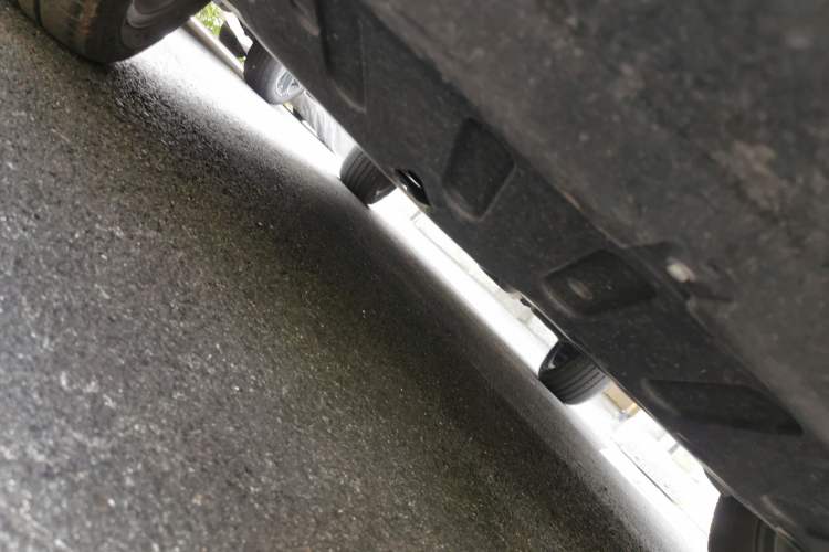 Used EXEED Stellar 2023 400T Four-Wheel Drive Premium Flying Fish Edition Chassis Front Right