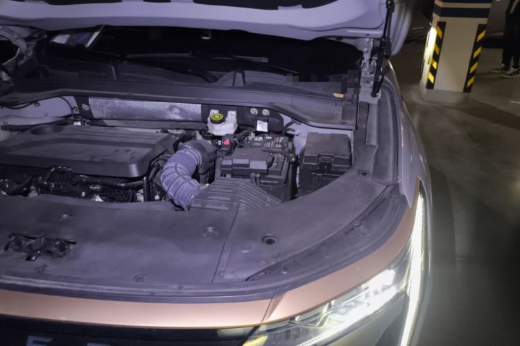 Used EXEED Stellar 2023 400T Four-Wheel Drive Deluxe Edition Engine Bay Left