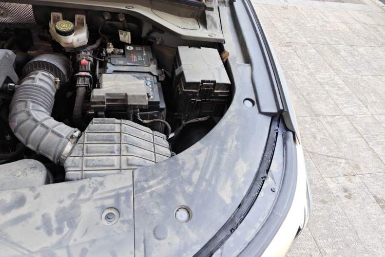 Used EXEED Stellar 2023 400T Four-Wheel Drive Deluxe Edition Engine Bay Left
