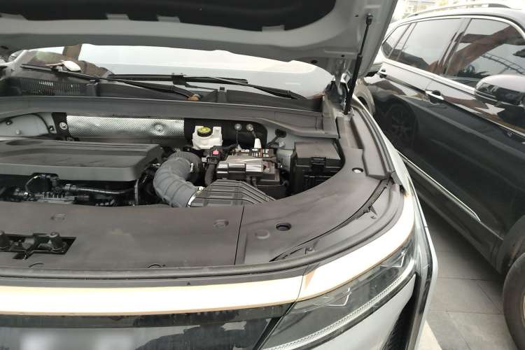 Used EXEED Stellar 2023 400T Four-Wheel Drive Deluxe Edition Engine Bay Left