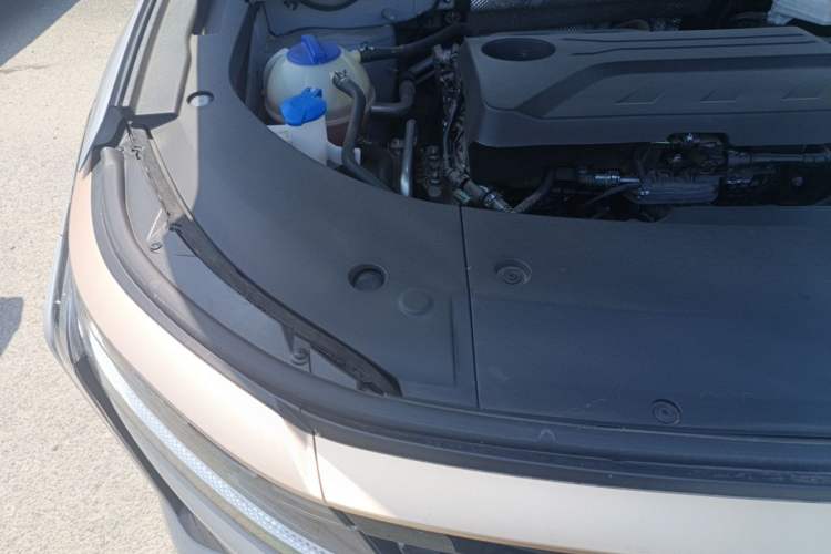 Used EXEED Stellar 2023 400T Four-Wheel Drive Premium Flying Fish Edition Engine Bay Right