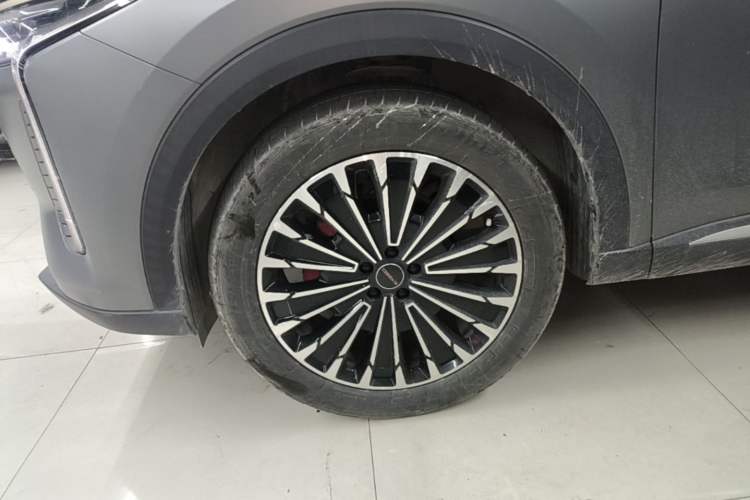 Used EXEED Stellar 2023 400T Two-Wheel Drive Comfort Flyfish Edition Exterior 4