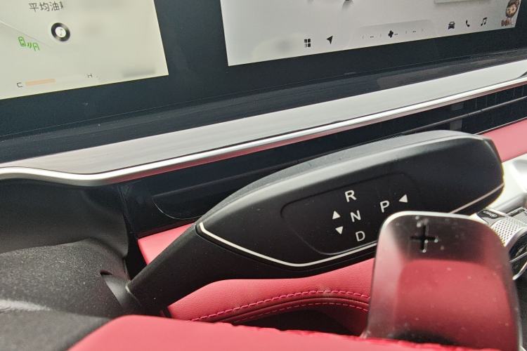 Used EXEED Stellar 2023 400T Four-Wheel Drive Enjoying the Flying Fish Edition Gear Lever