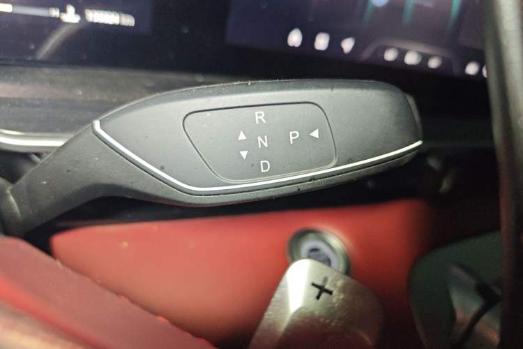 Used EXEED Stellar 2023 400T Two-Wheel Drive Comfort Edition Gear Lever