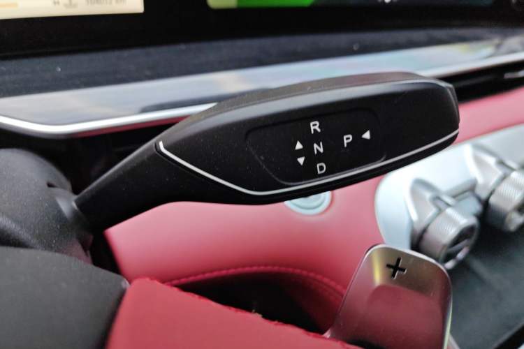Used EXEED Stellar 2023 400T Four-Wheel Drive Deluxe Edition Gear Lever
