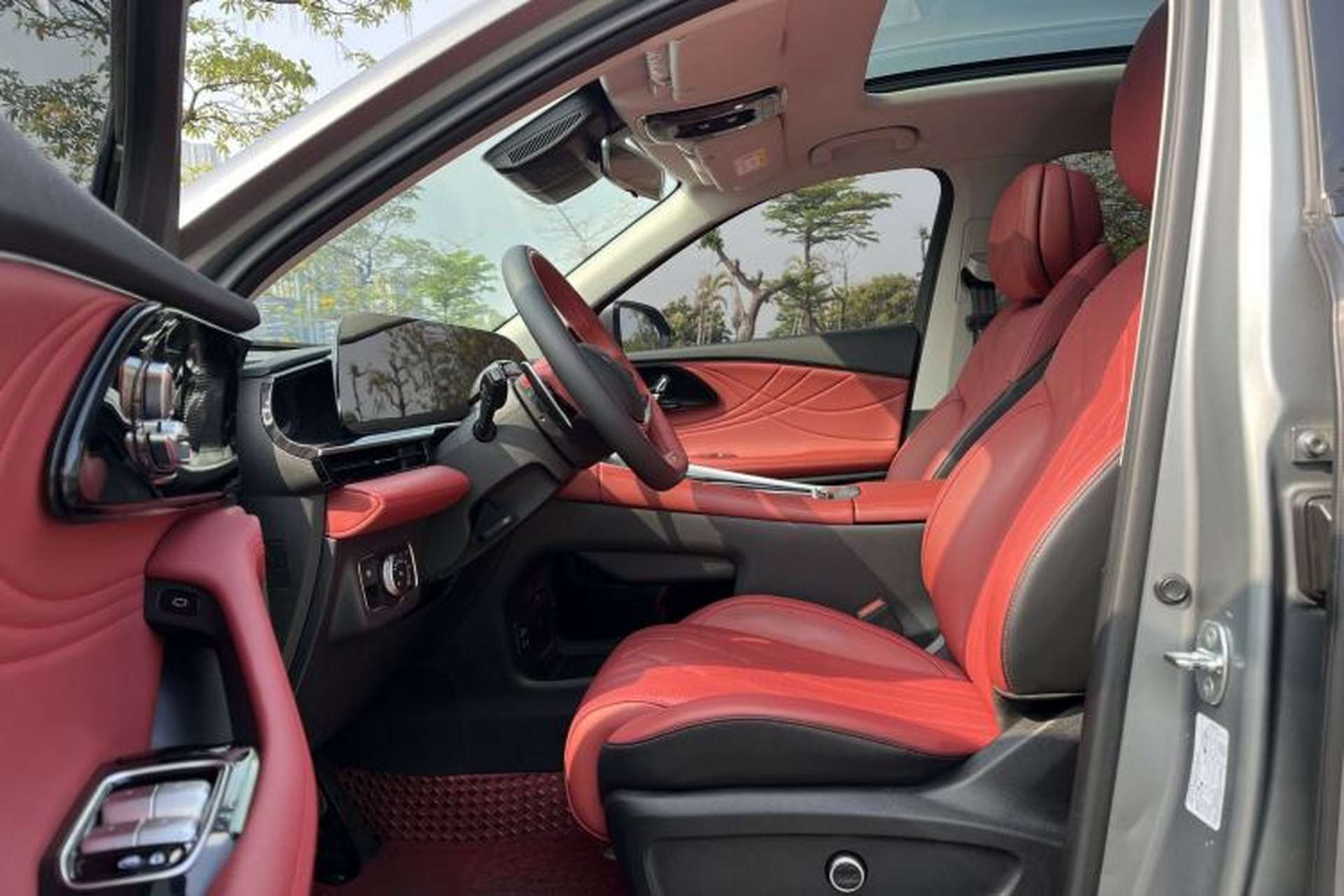 Used EXEED Stellar 2023 400T Two-Wheel Drive Luxury Edition Interior 5