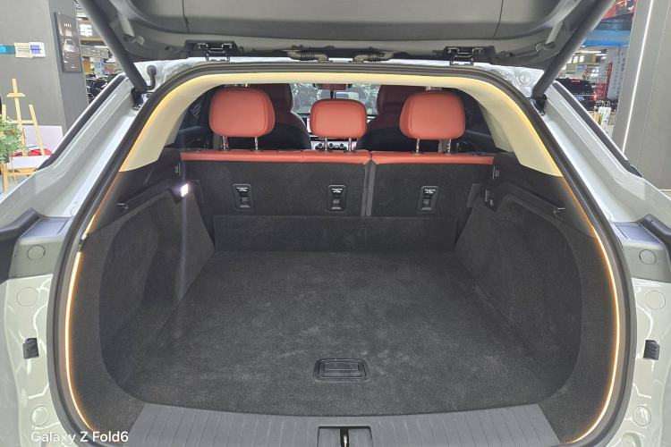 Used EXEED Stellar 2023 400T Two-Wheel Drive Comfort Edition Interior 7