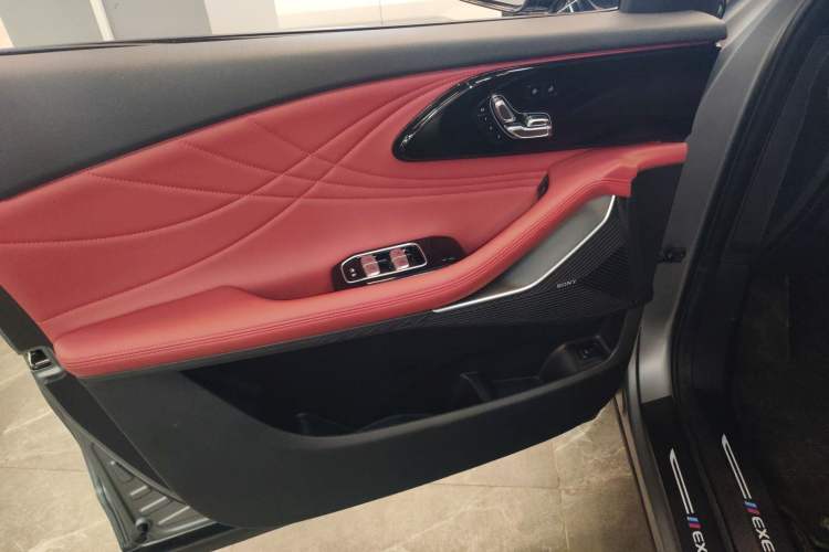 Used EXEED Stellar 2023 400T Four-Wheel Drive Premium Flying Fish Edition Left Front Door Interior