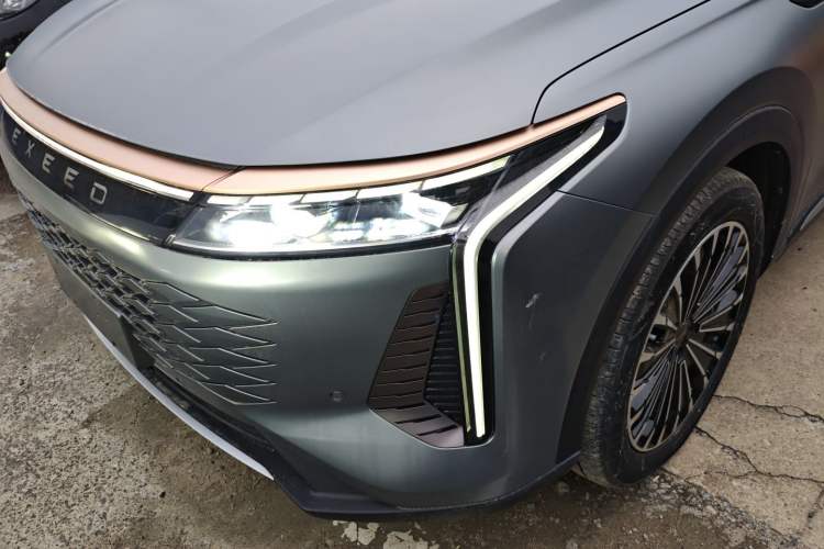 Used EXEED Stellar 2023 400T Four-Wheel Drive Luxury Edition Left Front Headlight