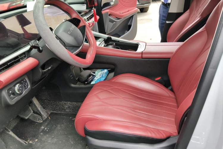 Used EXEED Stellar 2023 400T Two-Wheel Drive Comfort Edition Left Front Seat