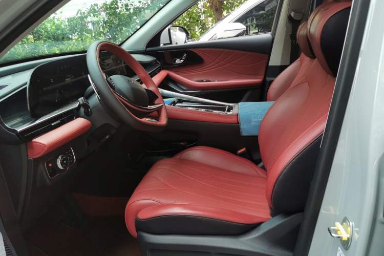 Used EXEED Stellar 2023 400T Four-Wheel Drive Premium Flying Fish Edition Left Front Seat