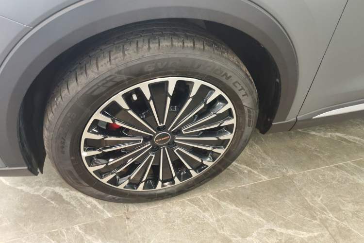 Used EXEED Stellar 2023 400T Four-Wheel Drive Premium Flying Fish Edition Left Front Wheel Hub