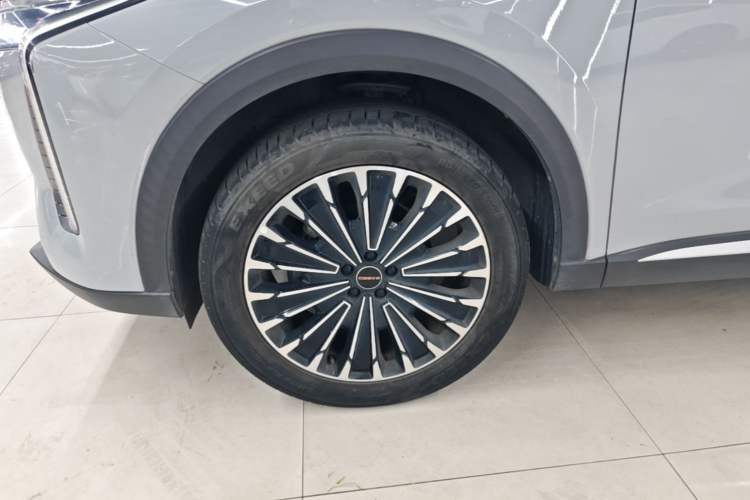 Used EXEED Stellar 2023 400T Two-Wheel Drive Comfort Edition Left Front Wheel Hub