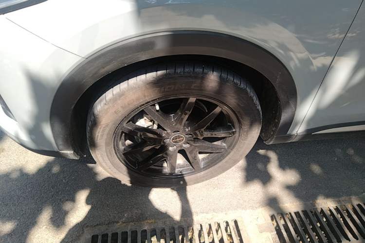 Used EXEED Stellar 2023 400T Two-Wheel Drive Comfort Edition Left Front Wheel Hub