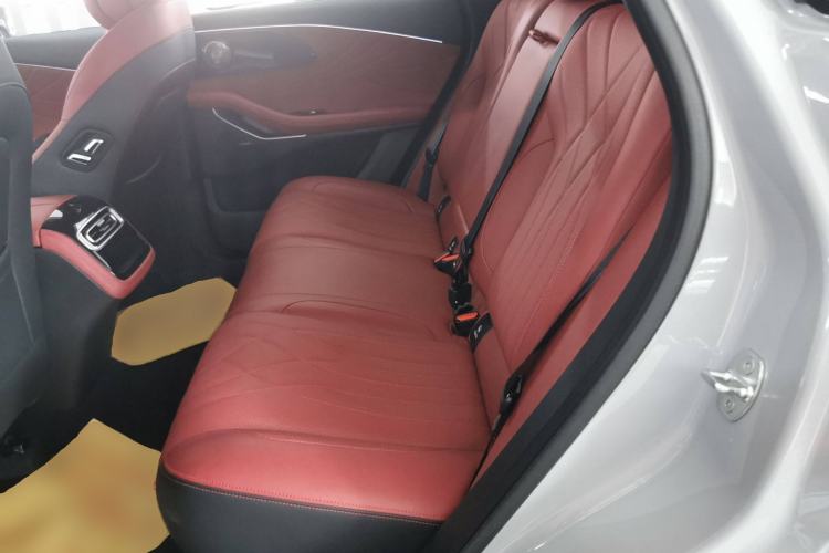 Used EXEED Stellar 2023 400T Two-Wheel Drive Comfort Flyfish Edition Left Rear Seat